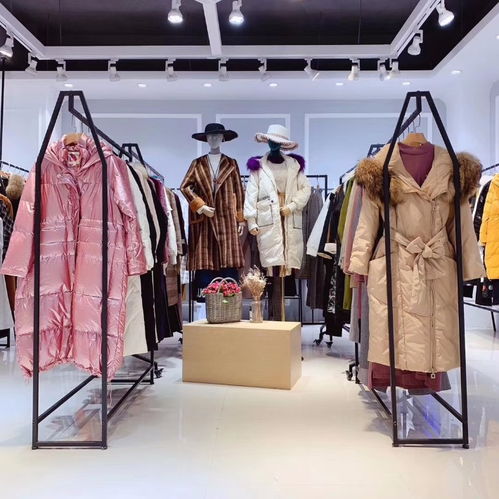 折扣女裝庫(kù)存批發(fā)新趨勢(shì) 名歌品牌引領(lǐng)行業(yè)風(fēng)向